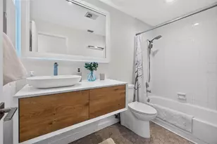 1300 Pleasant Way S, Saint Petersburg, FL 33705 - Photo 25