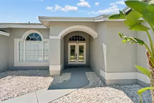 8818 Poe Dr, Hudson, FL 34667 - Photo 3