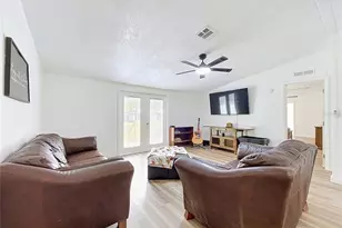 12717 Farmettes Rd, Lakeland, FL 33809 - Photo 3