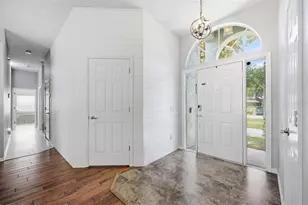 28707 Raleigh Pl, Wesley Chapel, FL 33545 - Photo 3