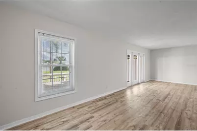 111 Seahorse Drive SE #A, Saint Petersburg, FL 33705 - Photo 17