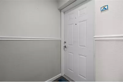 111 Seahorse Drive SE #A, Saint Petersburg, FL 33705 - Photo 3