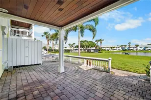 111 Sea Horse Dr SE, Saint Petersburg, FL 33705 - Photo 33