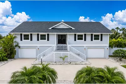 6501 Mockingbird Way S, Gulfport, FL 33707 - Photo 1