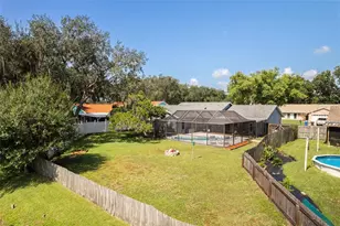1305 Windjammer Pl, Valrico, FL 33594 - Photo 43