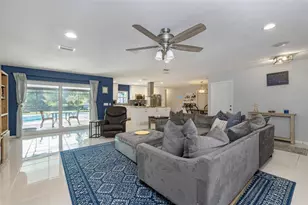 1305 Windjammer Pl, Valrico, FL 33594 - Photo 11