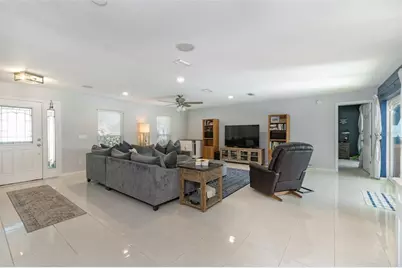 1305 Windjammer Place, Valrico, FL 33594 - Photo 13