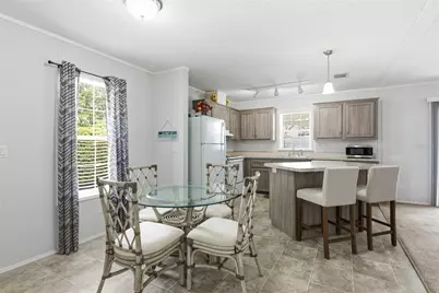 980 7th Street NW #88, Largo, FL 33770 - Photo 11