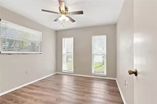 527 Wayfarer Dr, Tarpon Springs, FL 34689 - Photo 31