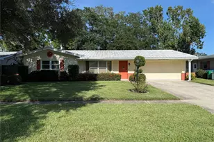 8927 Lakewood Dr, Seminole, FL 33772 - Photo 1