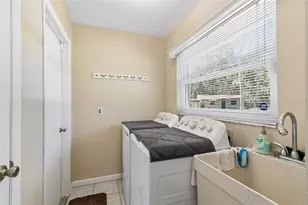 2321 Wooten Rd, Dover, FL 33527 - Photo 35