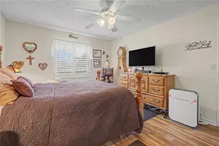 38225 Boxwood Dr, Zephyrhills, FL 33542 - Photo 23