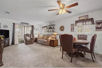 38225 Boxwood Drive, Zephyrhills, FL 33542 - Photo 3