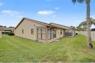 38225 Boxwood Drive, Zephyrhills, FL 33542 - Photo 15