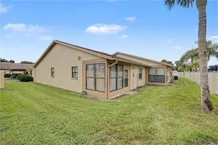 38225 Boxwood Dr, Zephyrhills, FL 33542 - Photo 15