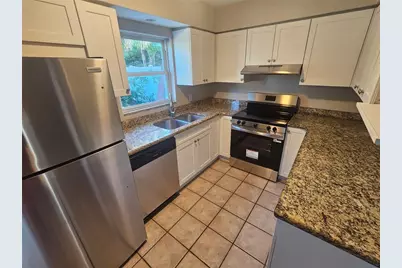 8068 23rd Avenue N, Saint Petersburg, FL 33710 - Photo 7