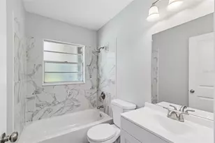 2317 Wooten Rd, Dover, FL 33527 - Photo 17