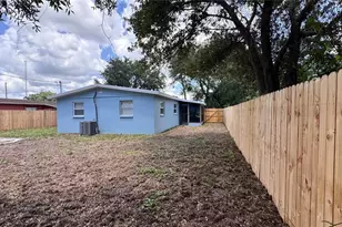 8315 Libby Ln, Tampa, FL 33619 - Photo 23