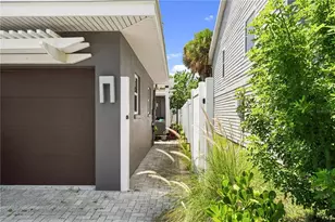 70 Gardenia St, Clearwater Beach, FL 33767 - Photo 31