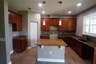 222 Star Shell Dr, Apollo Beach, FL 33572 - Photo 5