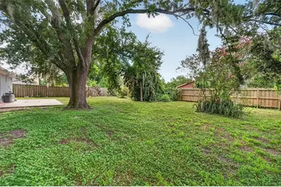 1917 Cedarbrooke Drive, Lutz, FL 33549 - Photo 23