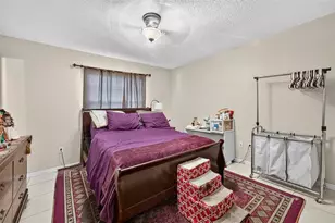 1917 Cedarbrooke Dr, Lutz, FL 33549 - Photo 17