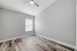 2023 Strathmill Dr, Clearwater, FL 33755 - Photo 27