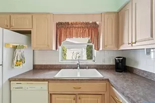 981 Stephen Foster Dr, Largo, FL 33771 - Photo 15