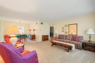 981 Stephen Foster Dr, Largo, FL 33771 - Photo 7