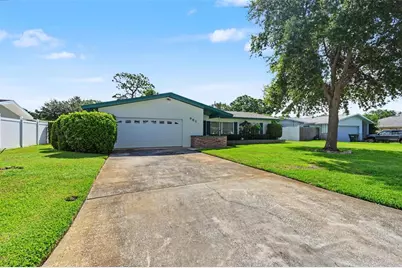 981 Stephen Foster Drive, Largo, FL 33771 - Photo 3