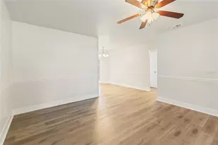 4680 Cronin Dr, Sarasota, FL 34232 - Photo 9