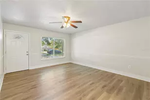 4680 Cronin Dr, Sarasota, FL 34232 - Photo 7
