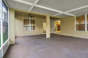 30501 Iverson Dr, Wesley Chapel, FL 33543 - Photo 9