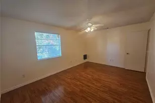 7605 Pasa Dobles Ct, Tampa, FL 33615 - Photo 15