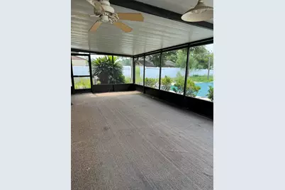38745 Cambridge Drive, Zephyrhills, FL 33540 - Photo 31