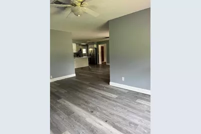 38745 Cambridge Drive, Zephyrhills, FL 33540 - Photo 11
