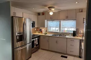 7880 54th Ave N, Saint Petersburg, FL 33709 - Photo 3