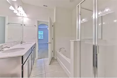 2111 Broadway View Avenue, Brandon, FL 33510 - Photo 43