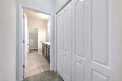 2111 Broadway View Avenue, Brandon, FL 33510 - Photo 39
