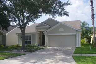 933 Summer Breeze Dr, Brandon, FL 33511 - Photo 1