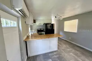 21307 Campbell Dr, Brooksville, FL 34601 - Photo 5
