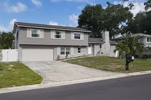 8580 139th Ln, Seminole, FL 33776 - Photo 1