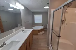6735 Ravenwood St, Wesley Chapel, FL 33544 - Photo 11