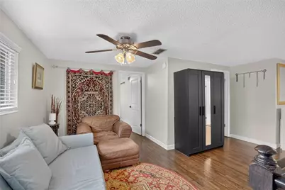 10718 Drummond Rd, Tampa, FL 33615 - Photo 23