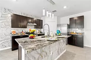 33635 Hamilton Hl Ln, Wesley Chapel, FL 33545 - Photo 21