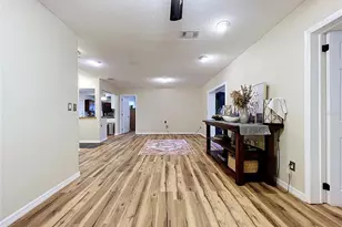 6250 Cedarbrook Dr N, Pinellas Park, FL 33782 - Photo 21