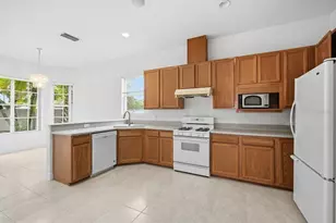 14902 Devonshire Woods Pl, Tampa, FL 33624 - Photo 9