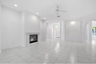 14902 Devonshire Woods Place, Tampa, FL 33624 - Photo 3
