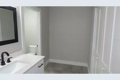 7515 Winging Way Drive, Tampa, FL 33615 - Photo 11