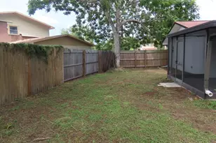 7515 Winging Way Dr, Tampa, FL 33615 - Photo 23